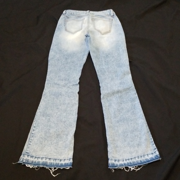 VTG Distressed Bell Bottom Jeans - Picture 4 of 8